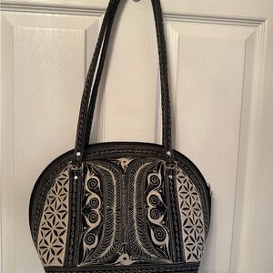 Laga Designs Handmade Vegan Embroidered Purse Handbag Gray/Black